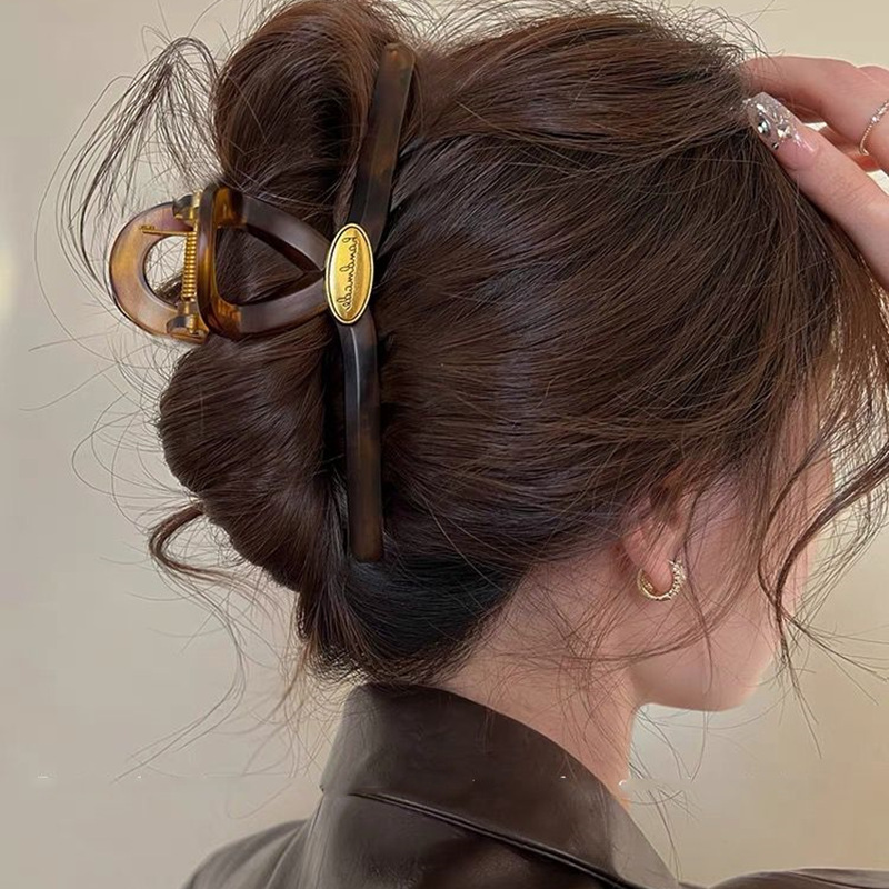Retro Gold Color Letter Acryli - Women'S Fashion Korea recension och pris