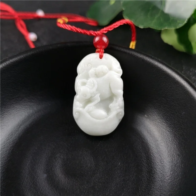 Chinese Zodiac Carved Jade Pen - Women'S Fashion Jewellery recension och pris