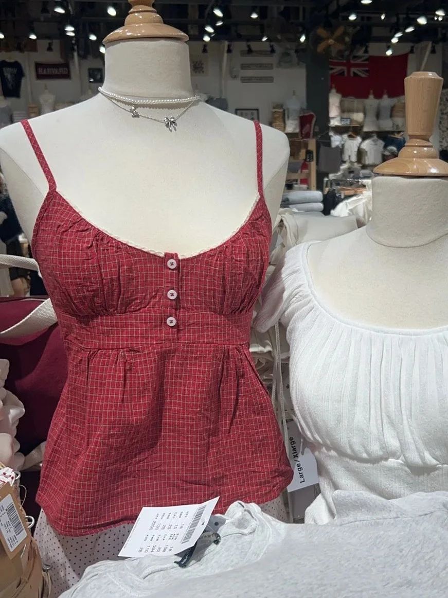 Red Plaid Buttons Tank Shorts  - Lace Trim Cami recension och pris